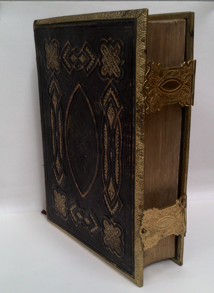 The Practical and Devotional Family Bible. The Holy Bible Containing The Old And New Testaments According To The Authorised Version