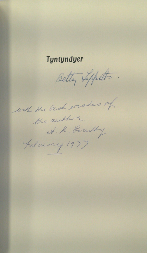 Tyntyndyer: A Pioneering Homestead And Its Families (SIGNED)