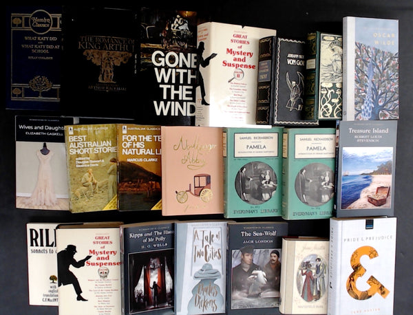 Secondhand Classics Bargain Book Box DSH983