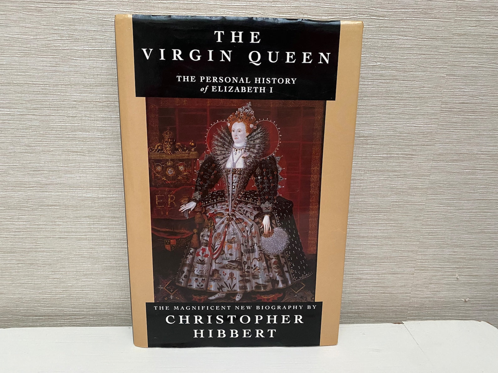 The Virgin Queen: Personal History of Elizabeth I – Book Grocer